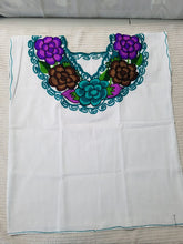 Load image into Gallery viewer, Campesina Style shoulder less black Blouse U neck big flowers - Blusa Campesina con cuello en U flores grandes