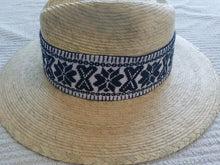 Load image into Gallery viewer, Palm Hand made 5 flowers Hat black and white- Sombrero de Palma con 5 flores en blanco y negro.