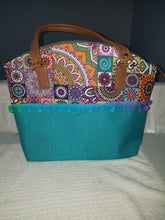 Load image into Gallery viewer, Medium hand bag brown and aqua - Bolso mediano cafe y aqua
