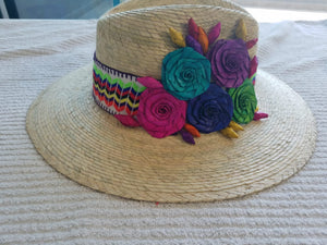 Palm Hand made 5 flowers Hat- Sombrero de Palma con 5 flores.