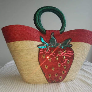 Medium Straberry hand bag - Bolso mediano de fresita