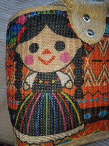 Medium pick tale doll hand bag - Bolso Mediano con munequita de colitas