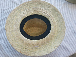 Palm Hand made with 6  color flowers Hat- Sombrero de Palma con 6 flores de colores.