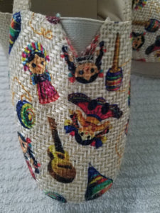 Yute made women shoe with Maria and instruments - Zapato de Yute de mujer con Maria e instrumentos