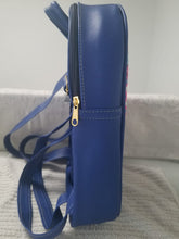 Load image into Gallery viewer, Blue backpack with Maria - Mochila azul con Maria
